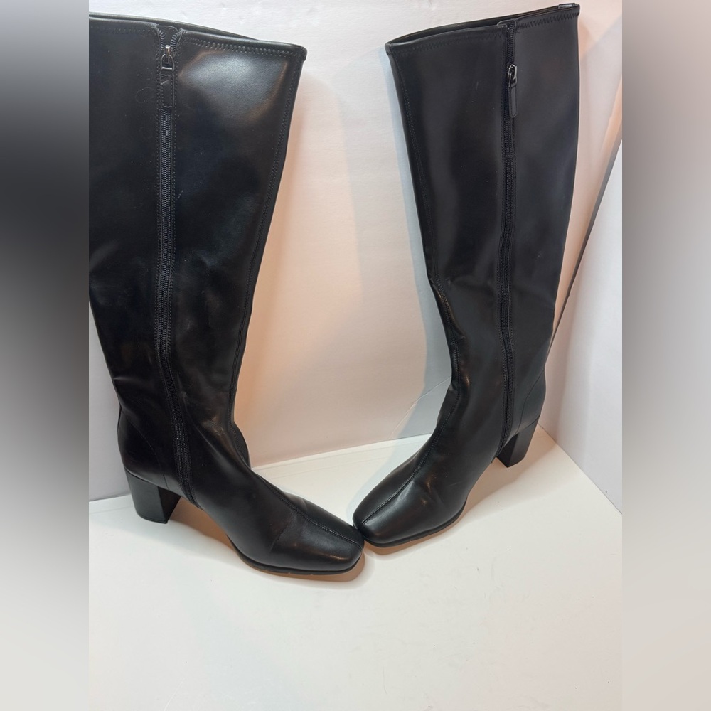 Women's Black Knee-High Boots